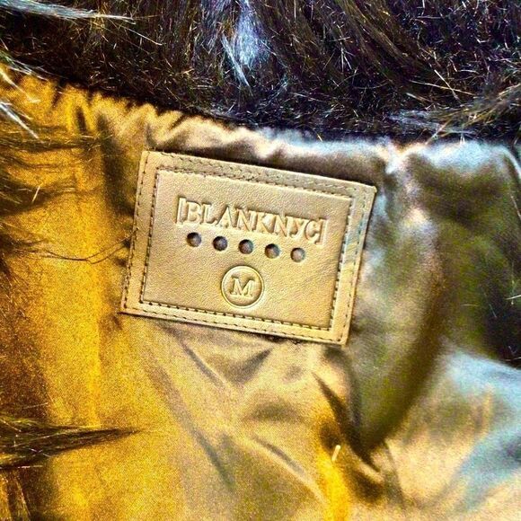 BLANK NYC PLUSH FAUX FUR VEST M NWT BLUE/BLACK COLOR BLEND - Picture 7 of 15